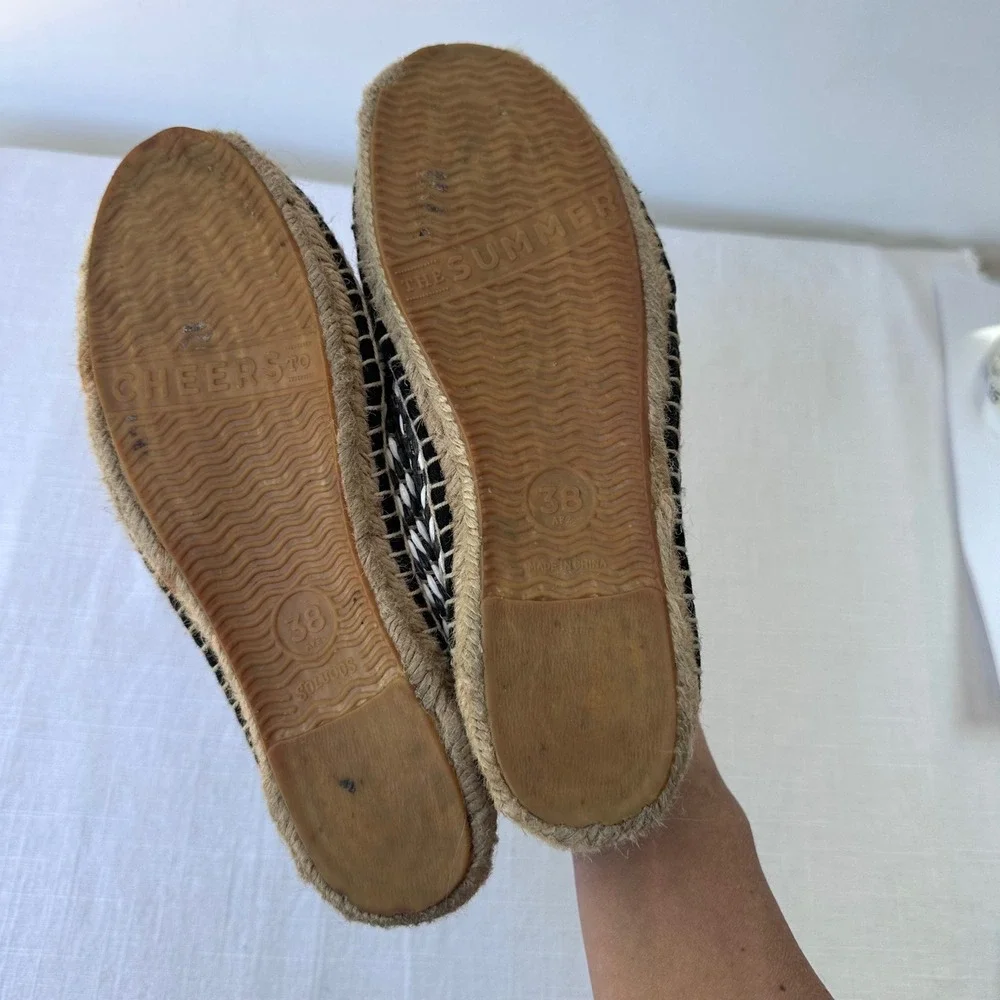 Soludos Womens Black White Woven Chevron Espadrille Flats Shoes Size 38 AF2